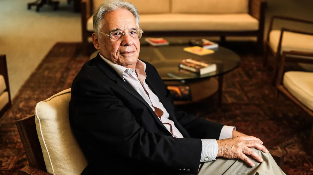 Justiça de SP decreta interdição de FHC após pedido da família