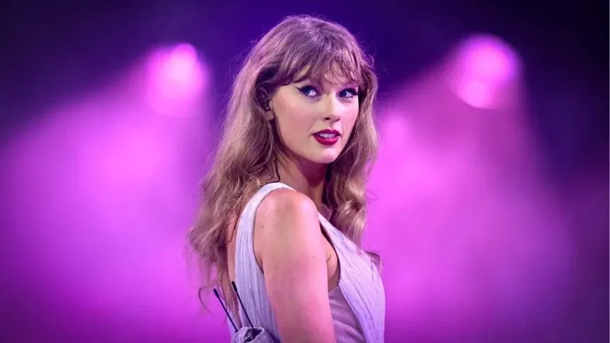 Taylor Swift se torna a cantora mais rica da história com fortuna de US$ 2 bilhões