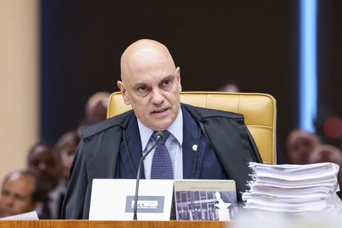 Rumble e Trump Media pedem julgamento de Alexandre de Moraes à revelia nos EUA