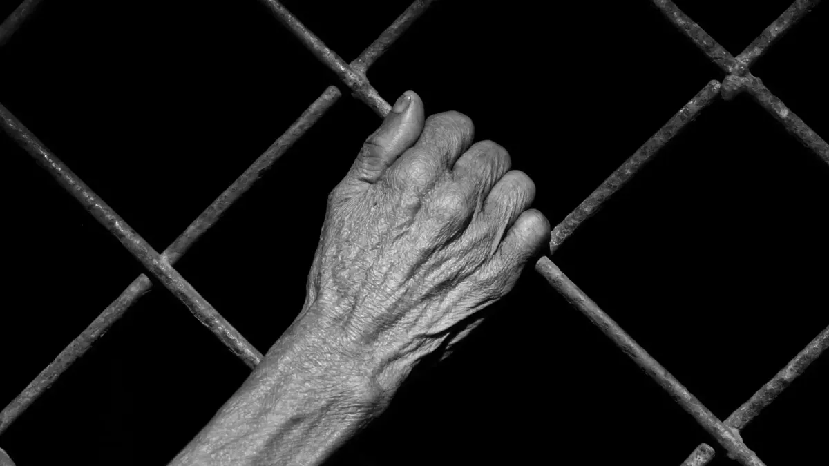Idosa é resgatada após 55 anos em condição análoga à escravidão em condomínio de luxo de Fortaleza