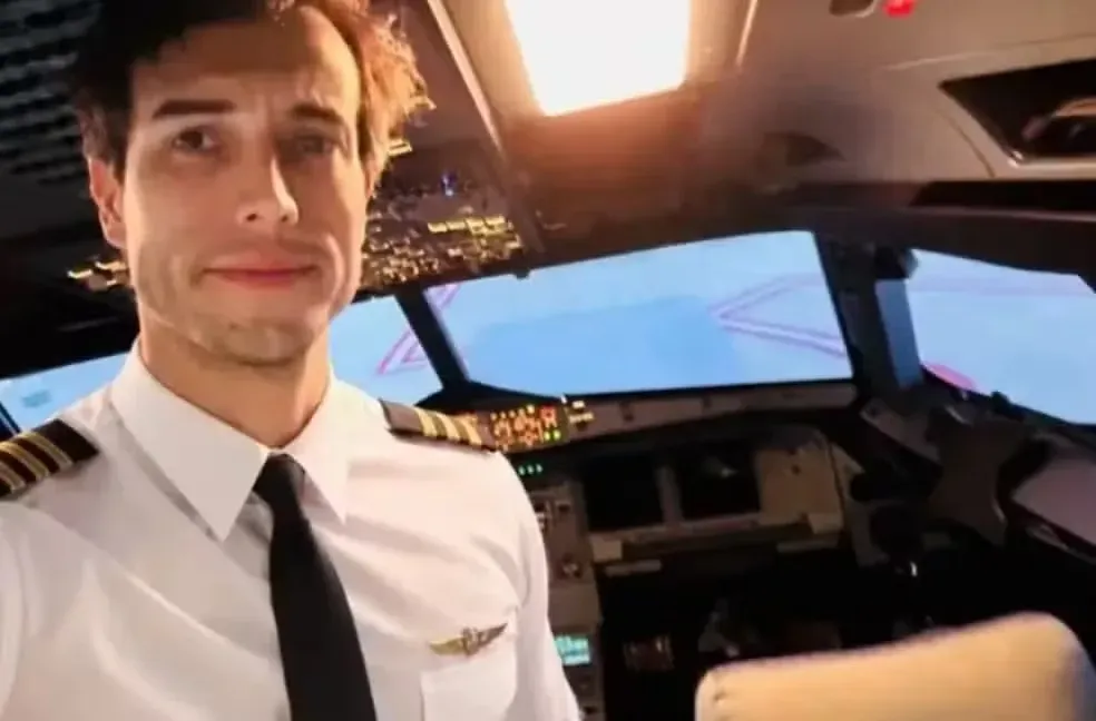 Piloto morre após se jogar de aeronave durante aula de voo na Argentina