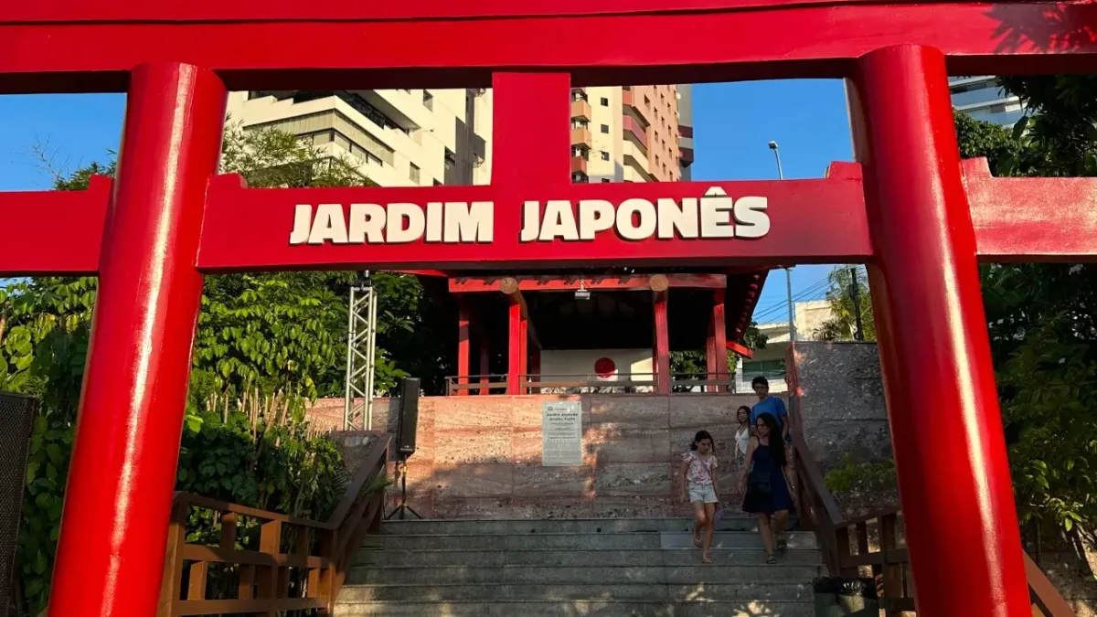 Prefeitura entrega reforma do Jardim Japonês na Beira-Mar