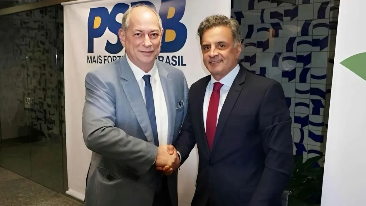 Apoiado por Ciro, Aécio Neves desiste de ser candidato à presidência pelo PSDB