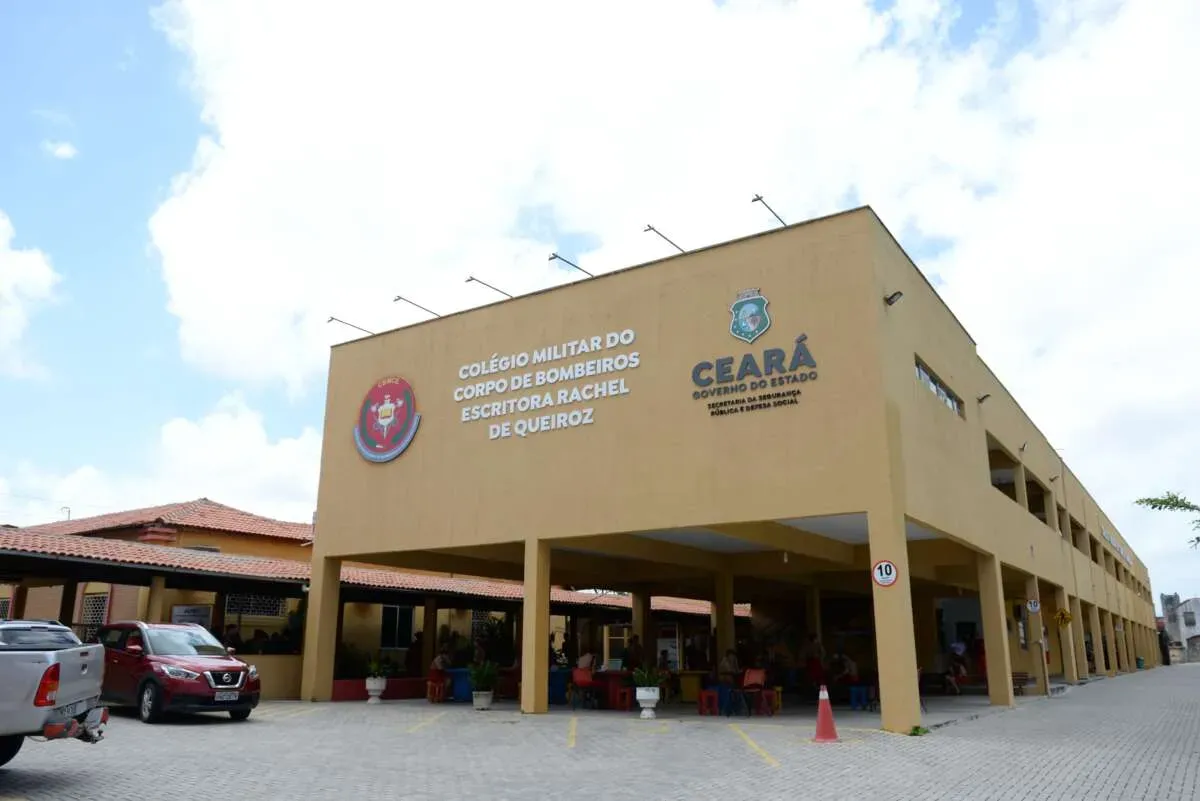 Colégio Militar do Corpo de Bombeiros nega omissão após morte de aluna e afirma que acompanhou relatos de bullying