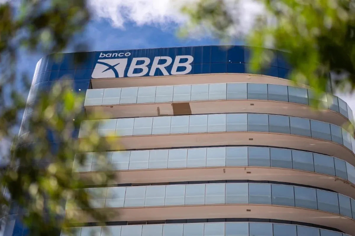Acionistas do BRB aprovam ações contra ex-gestores no caso Banco Master