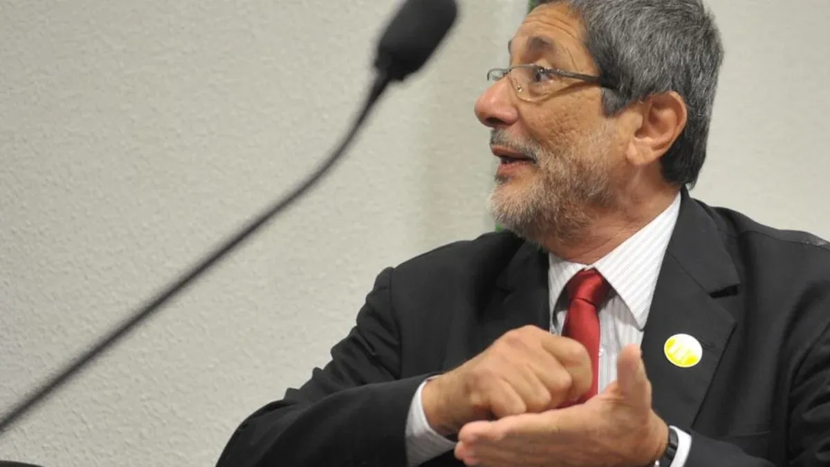 Coordenador da campanha de Lula defende aumento de imposto para super-ricos
