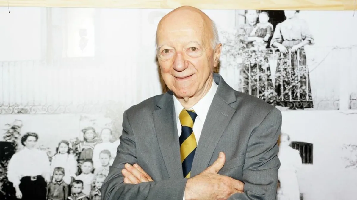 Morre aos 93 anos Claudio Carsughi, uma das vozes mais respeitadas do jornalismo esportivo e automotivo brasileiro