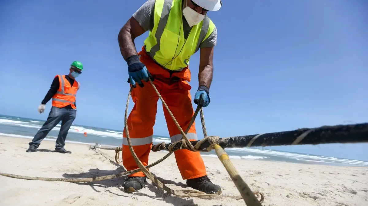 Ceará lidera conectividade por fibra óptica no Nordeste; saiba quais são os únicos 6 municípios sem a tecnologia